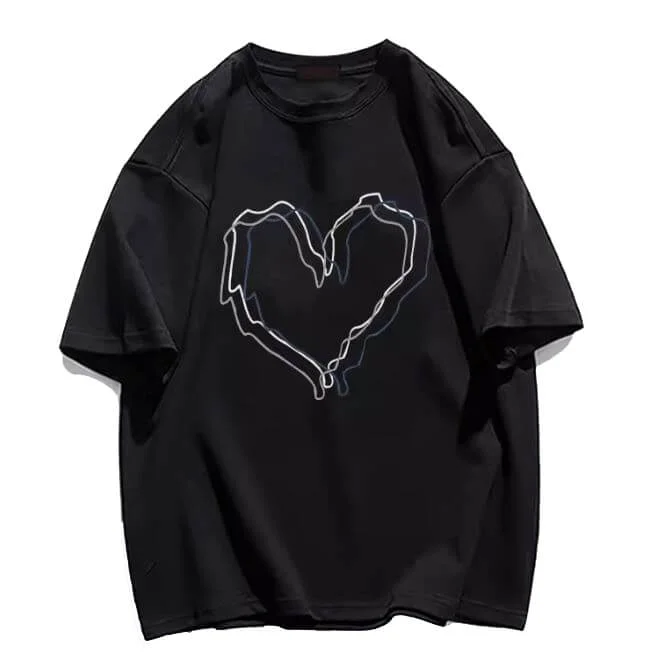 Black White Art Aesthetic Heart Print Oversized T-shirt-- Welt Pockets Slit Pockets