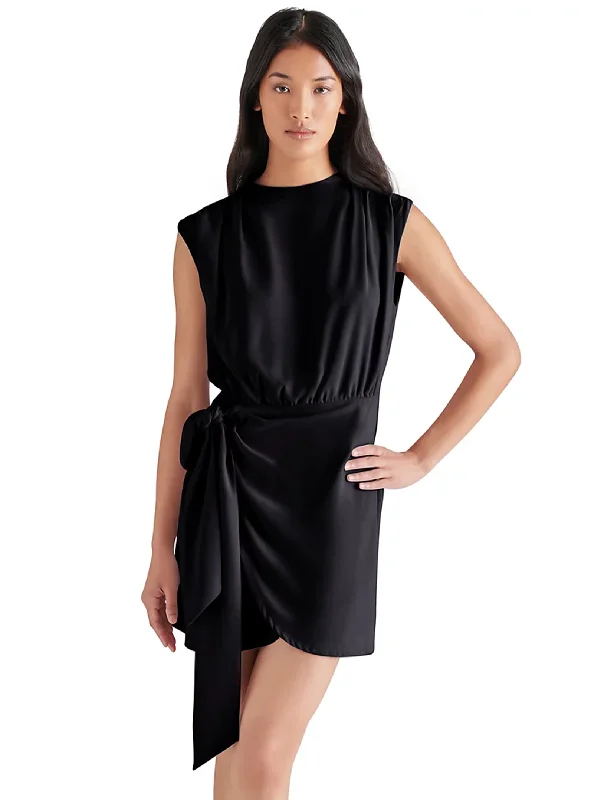Noella Dress, Black Square Neckline Feminine