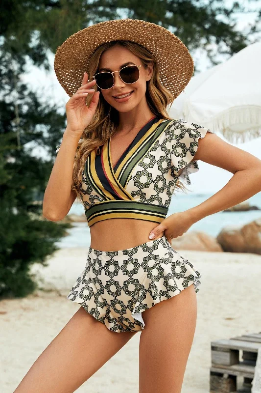 PATTERNED TWO PIECE BEACH WEAR SWIMSUIT Flirty Ruffle Swimsuit