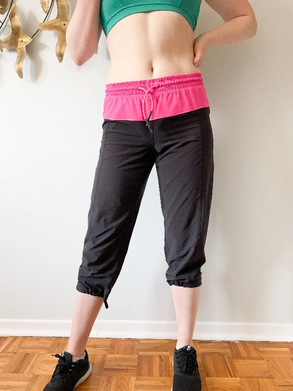 Lululemon Black Pink Dance Studio Crop 20.5" Pants - Size 2 High-Waist Jeans
