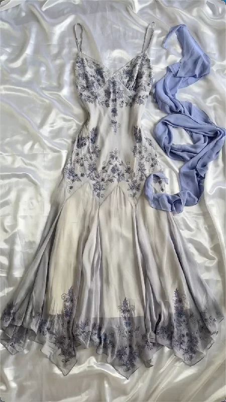 Elegant V Neck Beading Appliques Vintage Long Party Dress, DP2501 Tunics Handmade artisanal Elegant V Neck Beading Appliques Vintage Long Party Dress, DP2501 Tunics Handmade artisanal