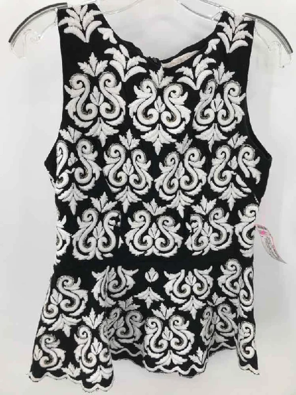 Pre-Owned Boston Proper Black Size 2 Tank Top chic tank top