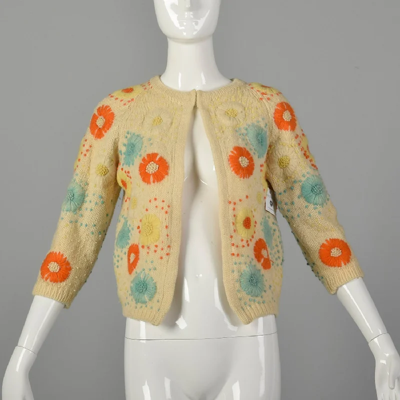 Small 1960s Boho Cardigan Cream Sweater with Multi-Color Floral Embroidery Silk Blend Satin Velvet Small 1960s Boho Cardigan Cream Sweater with Multi-Color Floral Embroidery Silk Blend Satin Velvet