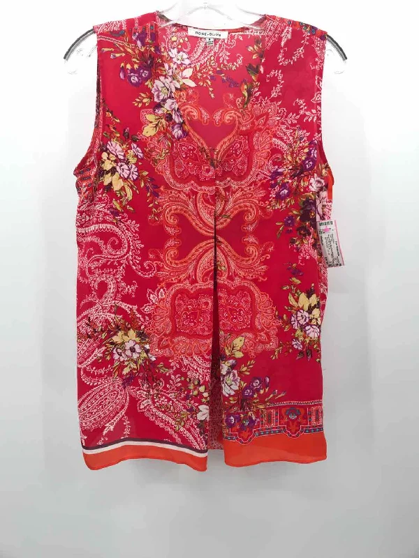 Pre-Owned Rose + Olive Red Size Medium Tank Top lightweight tank top