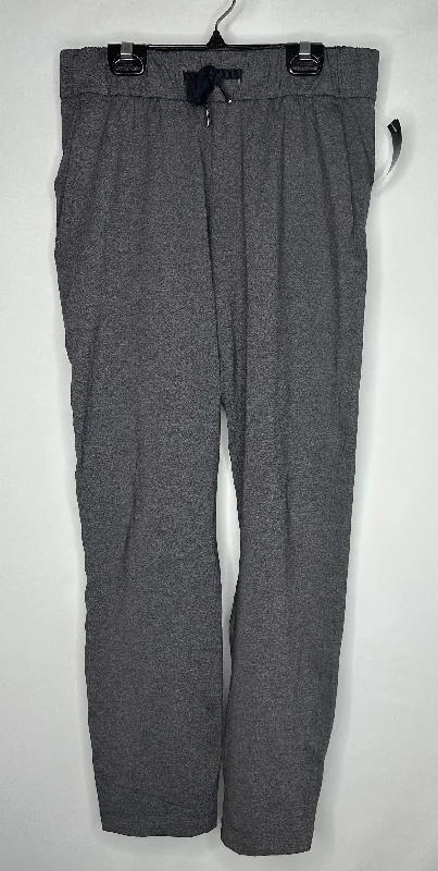 Lululemon Pants size 6/S Classic Cropped Pants