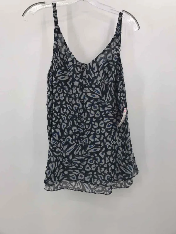 Pre-Owned Cabi Blue Size Medium Printed Tank Top essential tank top