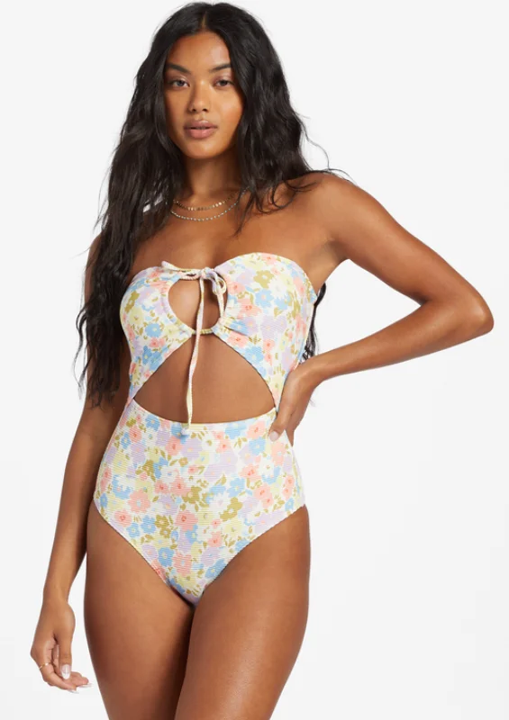 Dream Chaser Tanlines One-Piece Swimsuit Push-Up Bikini Bottoms