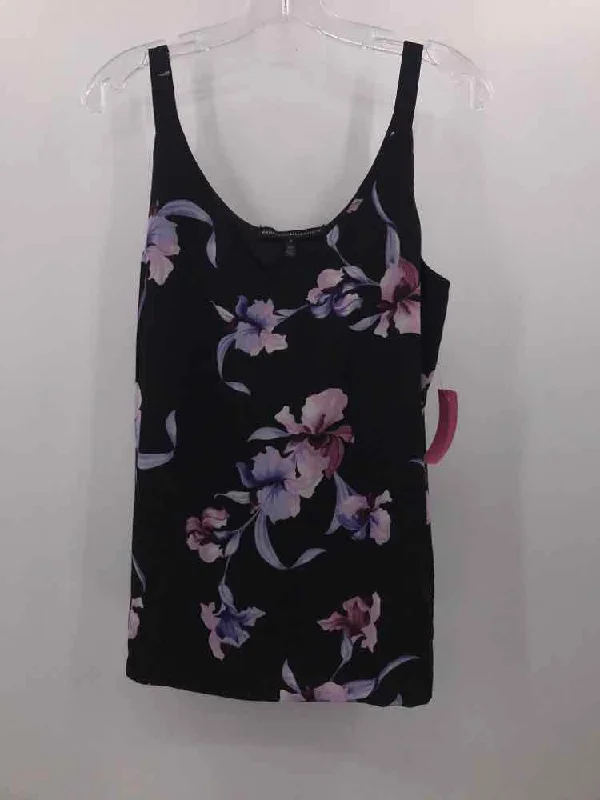 Pre-Owned WHBM Black Size Small Floral Tank Top essential tank top
