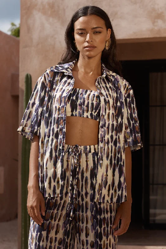 TANAH SHIRT - TANAH PRINT-- Hooded Caped Shawl Collar