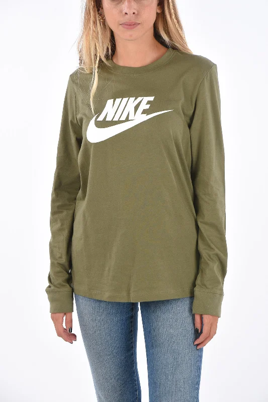 Nike Printed T-shirt Xs Standard size-- Rayon Velvet Corduroy