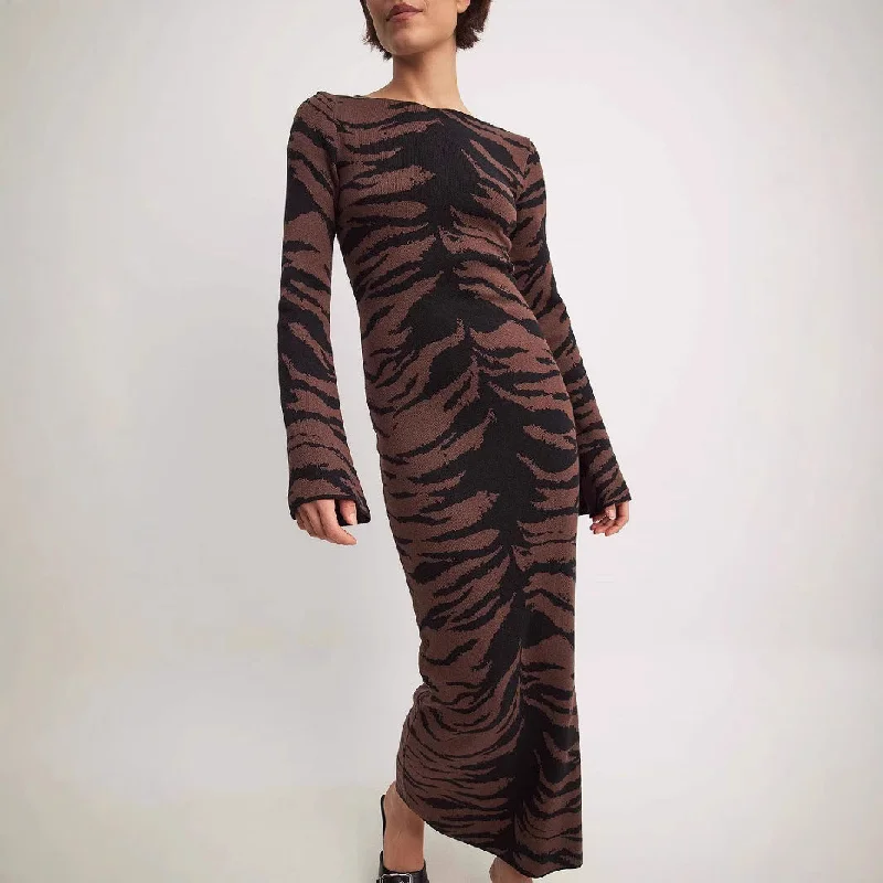 IKEARLAX Europe, America autumn and winter new cross-border women's clothing fashionable and elegant horn sleeve slim sweater skirt leopard print dress Tunics Solid Classic IKEARLAX Europe, America autumn and winter new cross-border women's clothing fashionable and elegant horn sleeve slim sweater skirt leopard print dress Tunics Solid Classic
