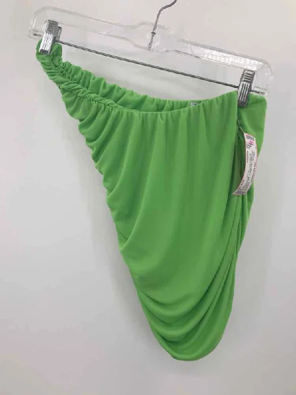 Pre-Owned Zara Green Size Medium Tank Top relaxed fit tank
