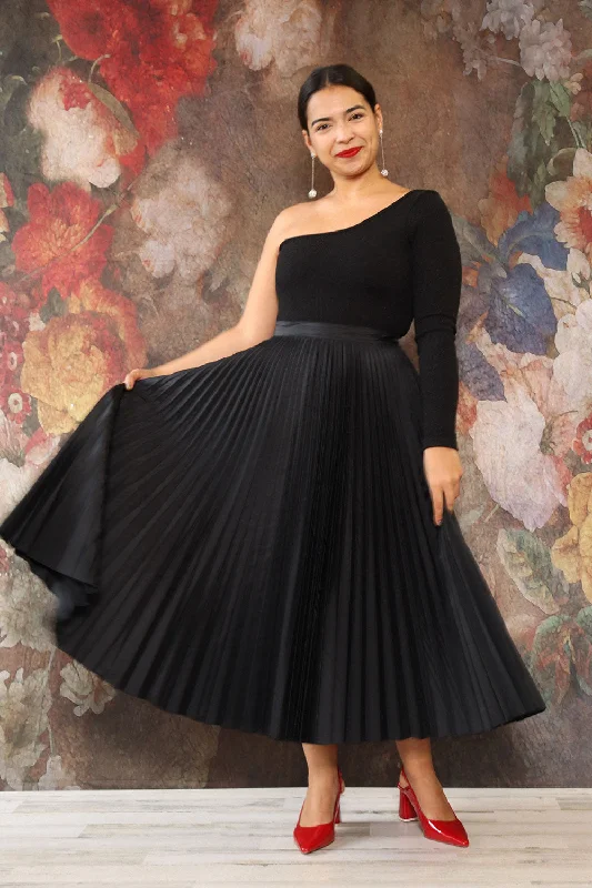 Crisp Knife Pleat Skirt L high slit skirt