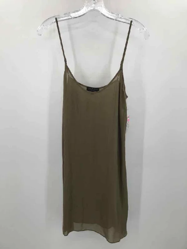 Pre-Owned Rag & Bone Green Size Small Tank Top fashionable tank top