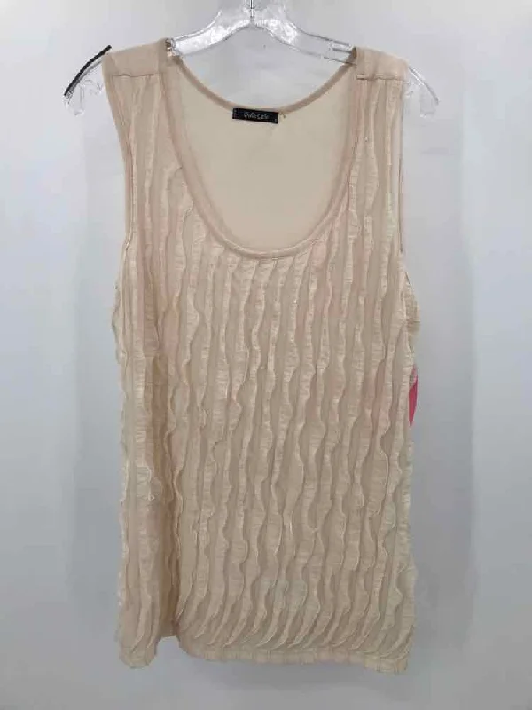 Pre-Owned Dolce Cabo Ivory Size Large Tank Top cropped tank top