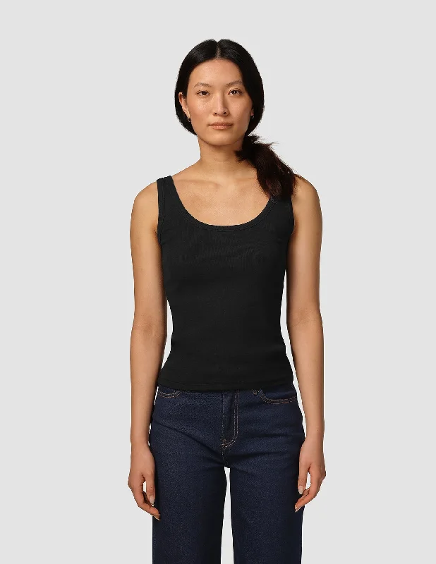 Rib Tank Top Black floral tank top