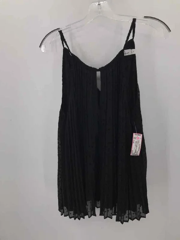 Pre-Owned Vineyard Vines Black Size Small Tank Top activewear tank top