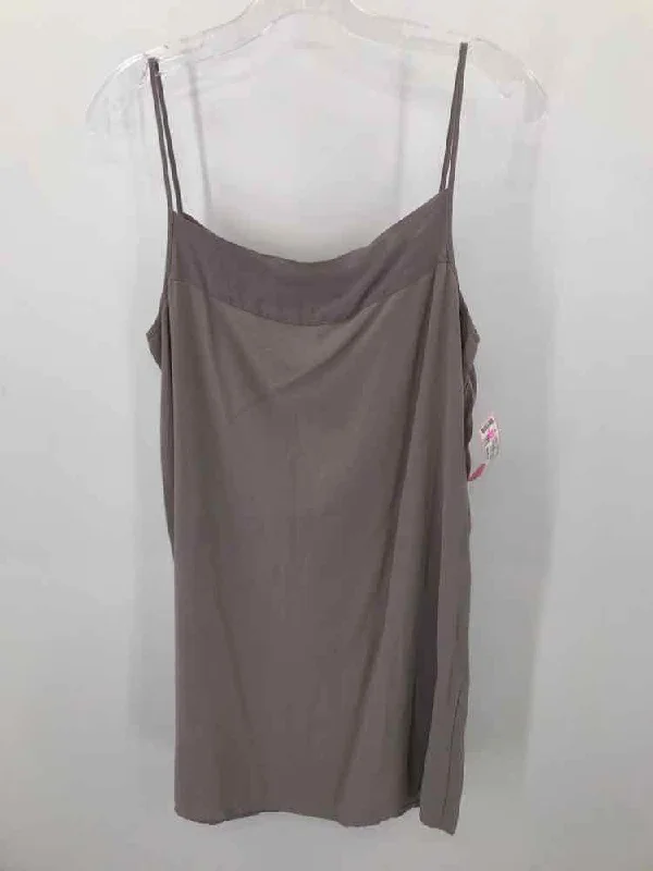 Pre-Owned Eileen Fisher Grey Size Medium Tunic Tank Top ribbed tank top